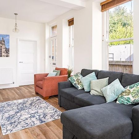 Spacious 2 Bedroom House With Stunning Views Bath Zewnętrze zdjęcie