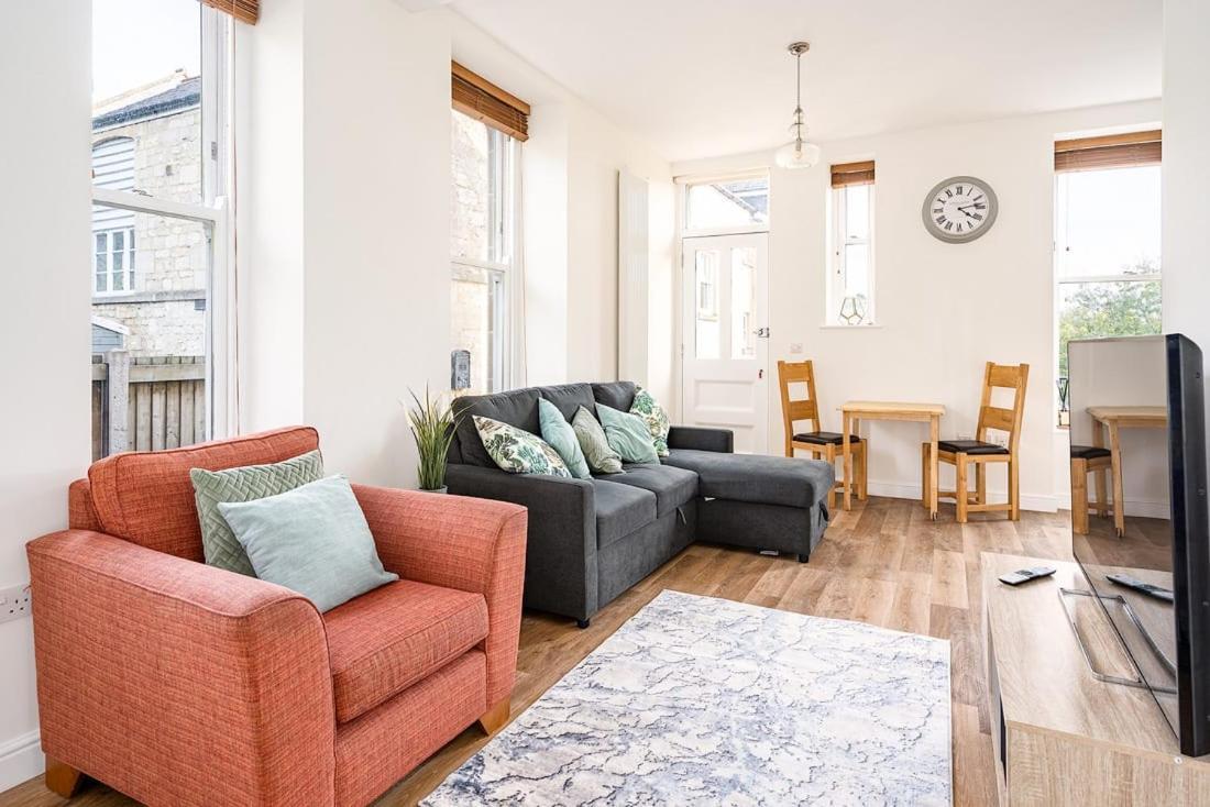 Spacious 2 Bedroom House With Stunning Views Bath Zewnętrze zdjęcie